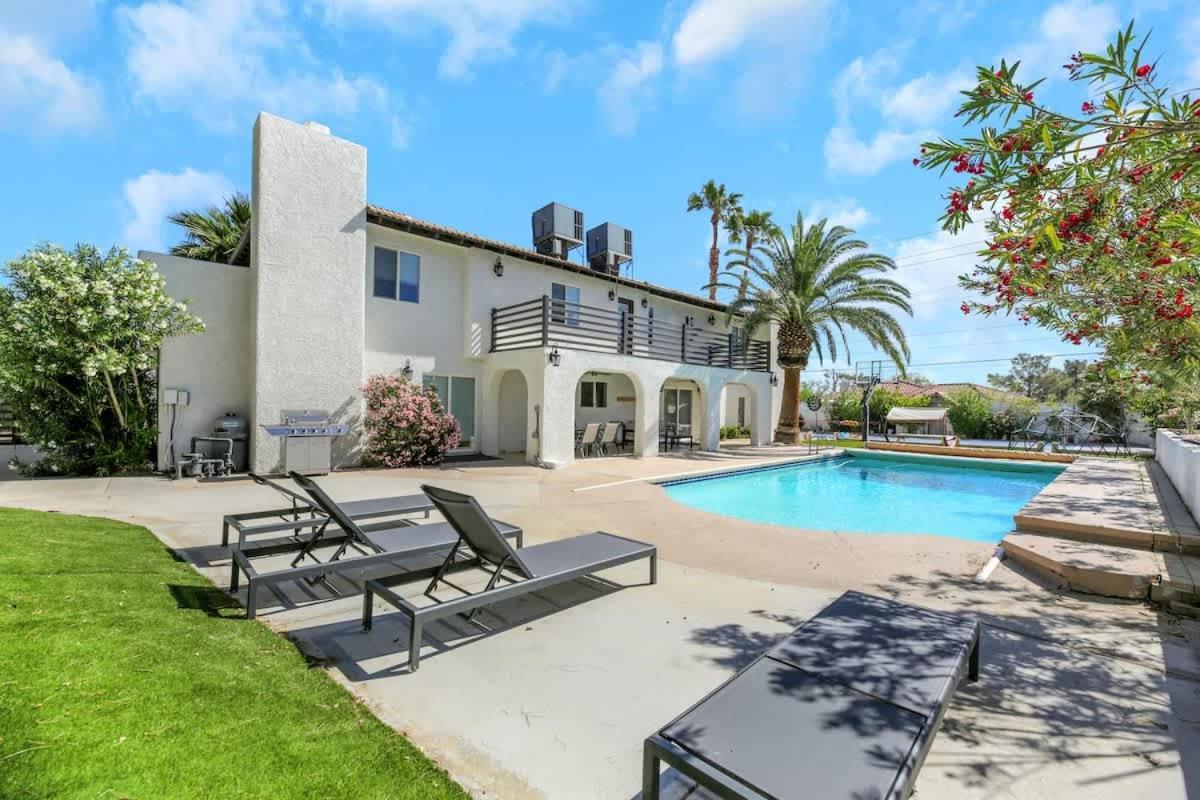 Ultimate Family Getaway Pickleball Heated Pool