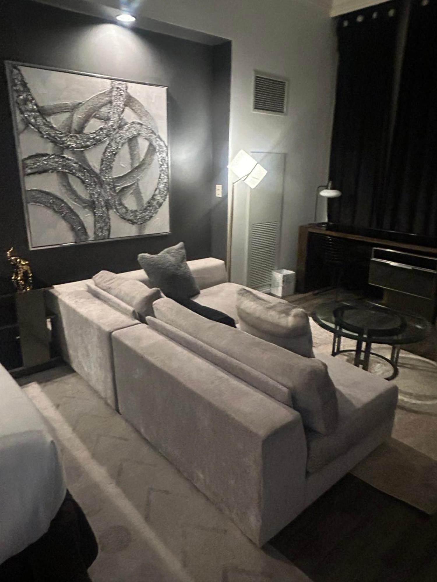 Signature Mgm Studio Strip/balcony *