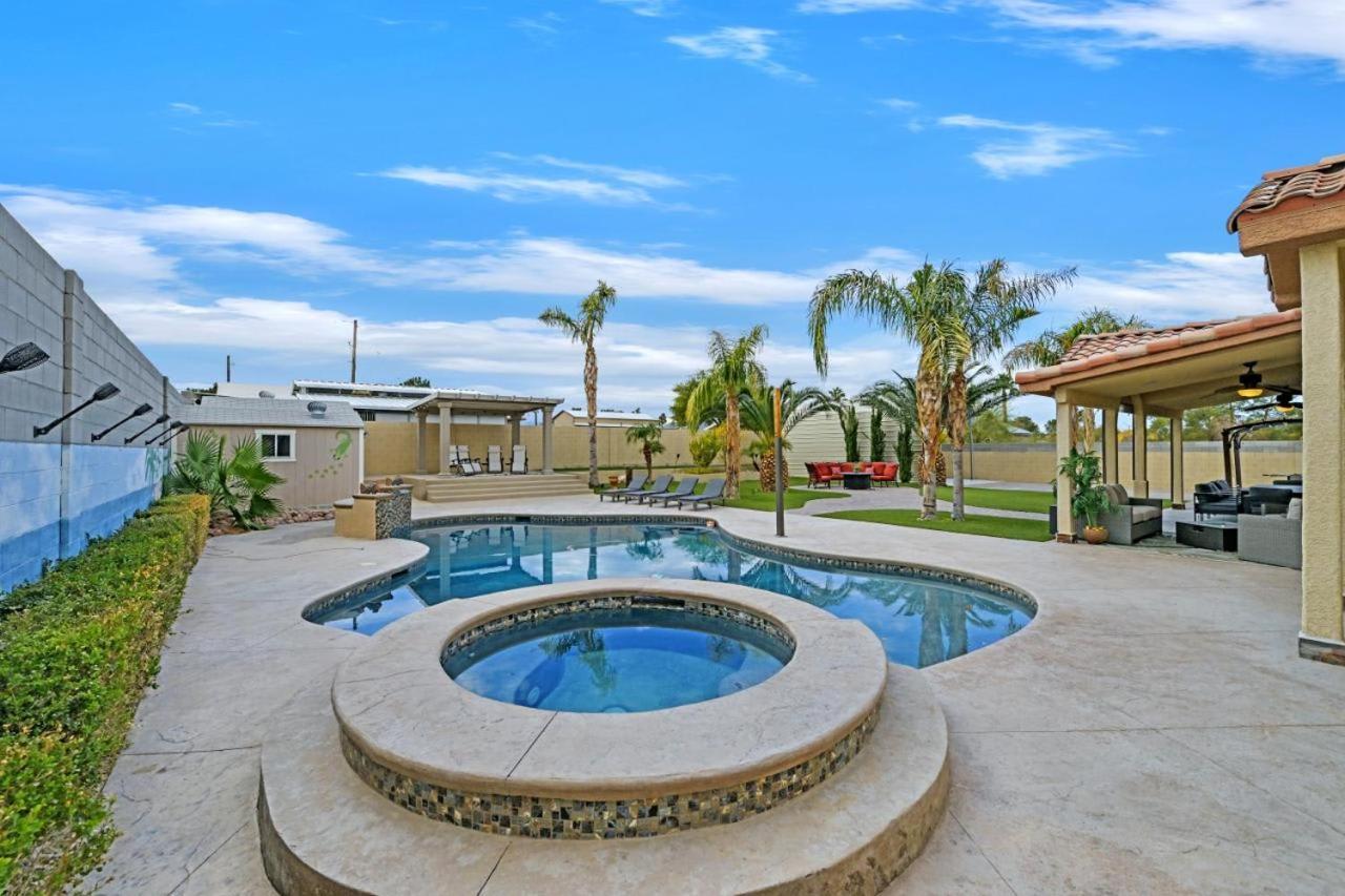 New Luxurious 6br Near Lv Strip W Pool & *