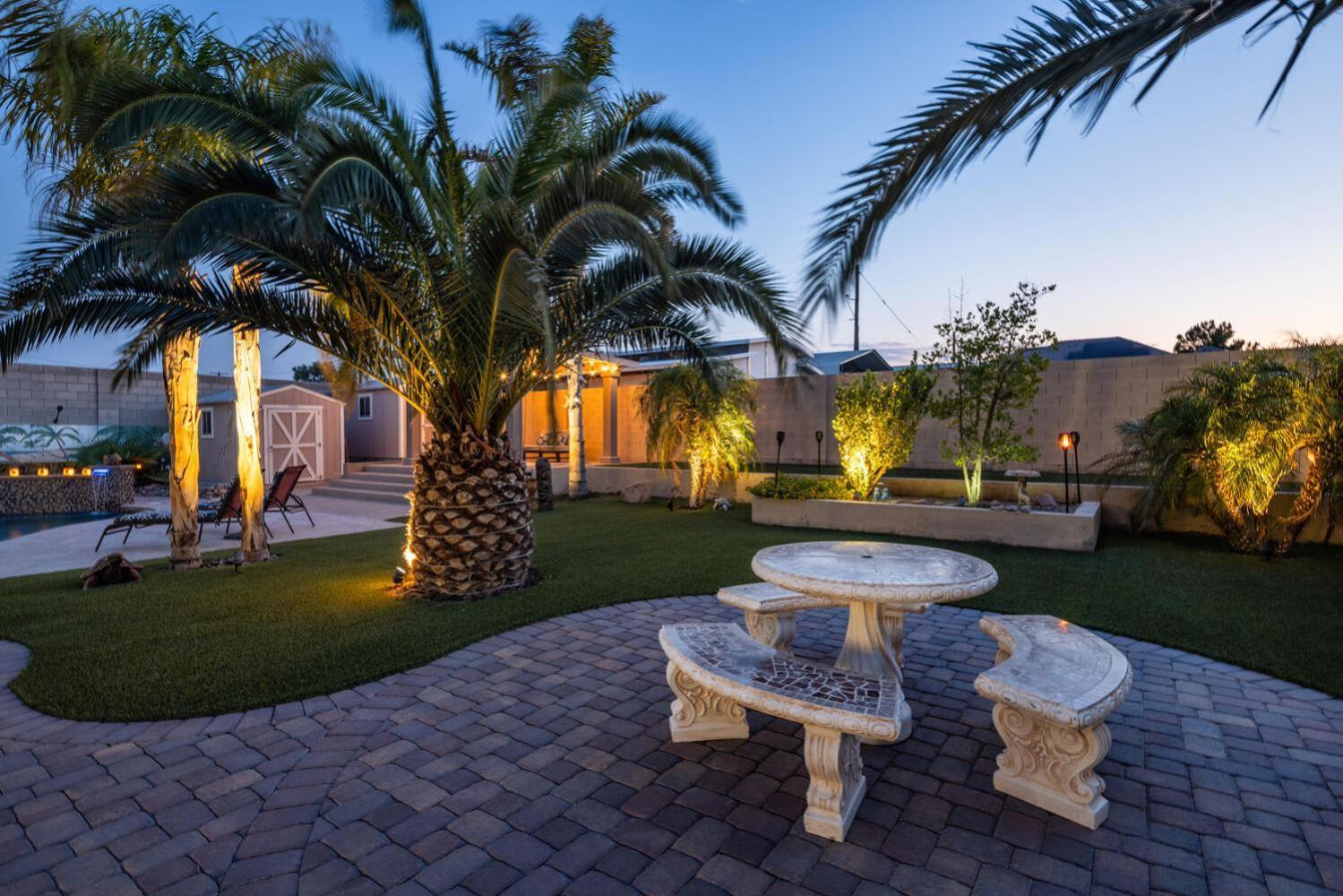 Holiday home New Luxurious 6br Near Lv Strip W Pool &