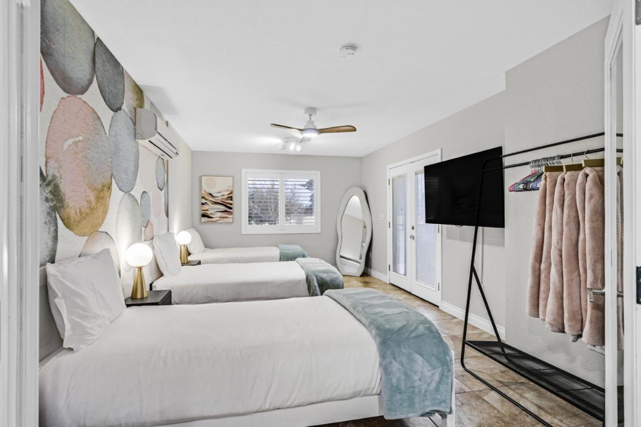 Holiday home New Luxurious 6br Near Lv Strip W Pool &