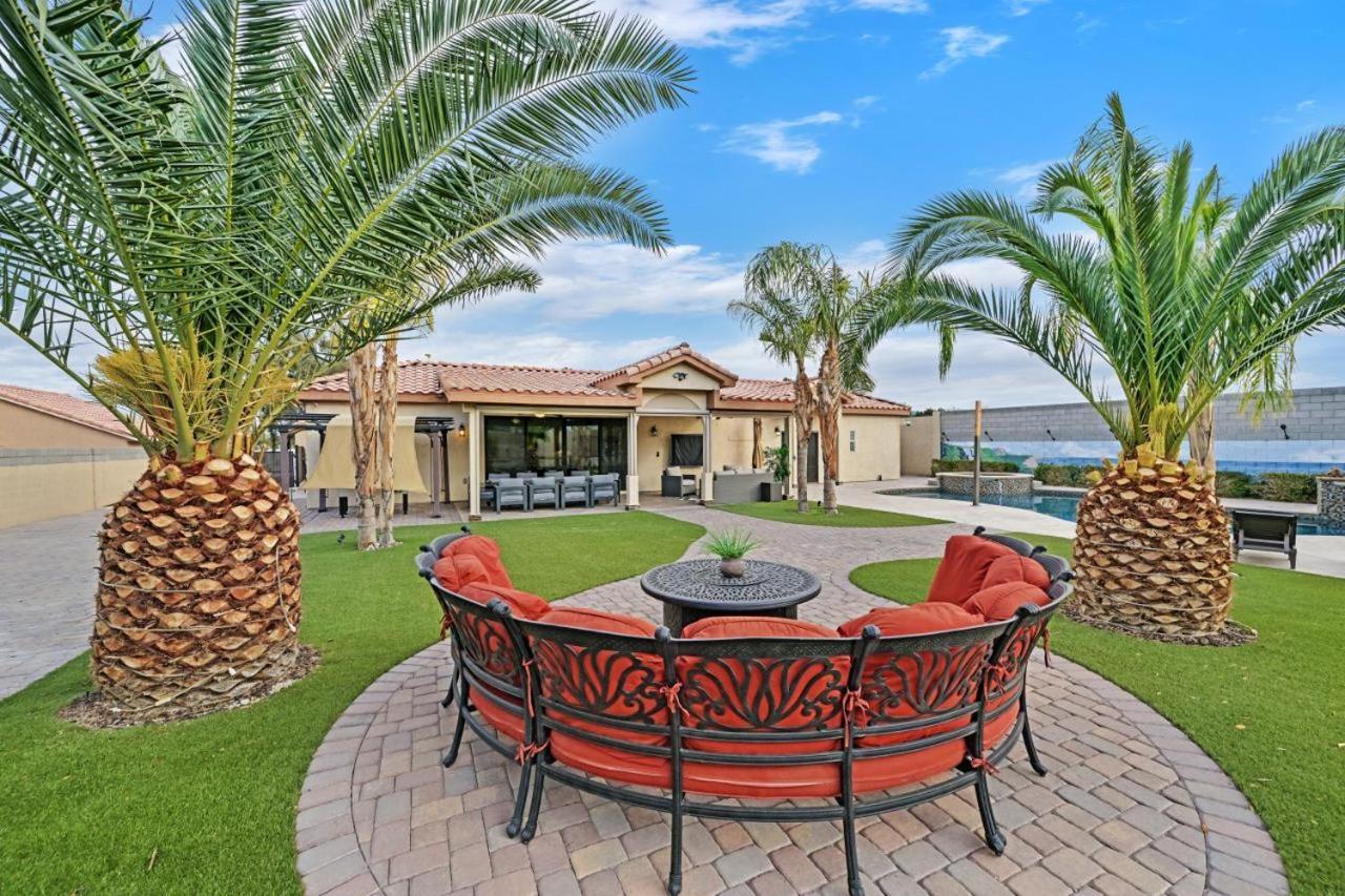 New Luxurious 6br Near Lv Strip W Pool &