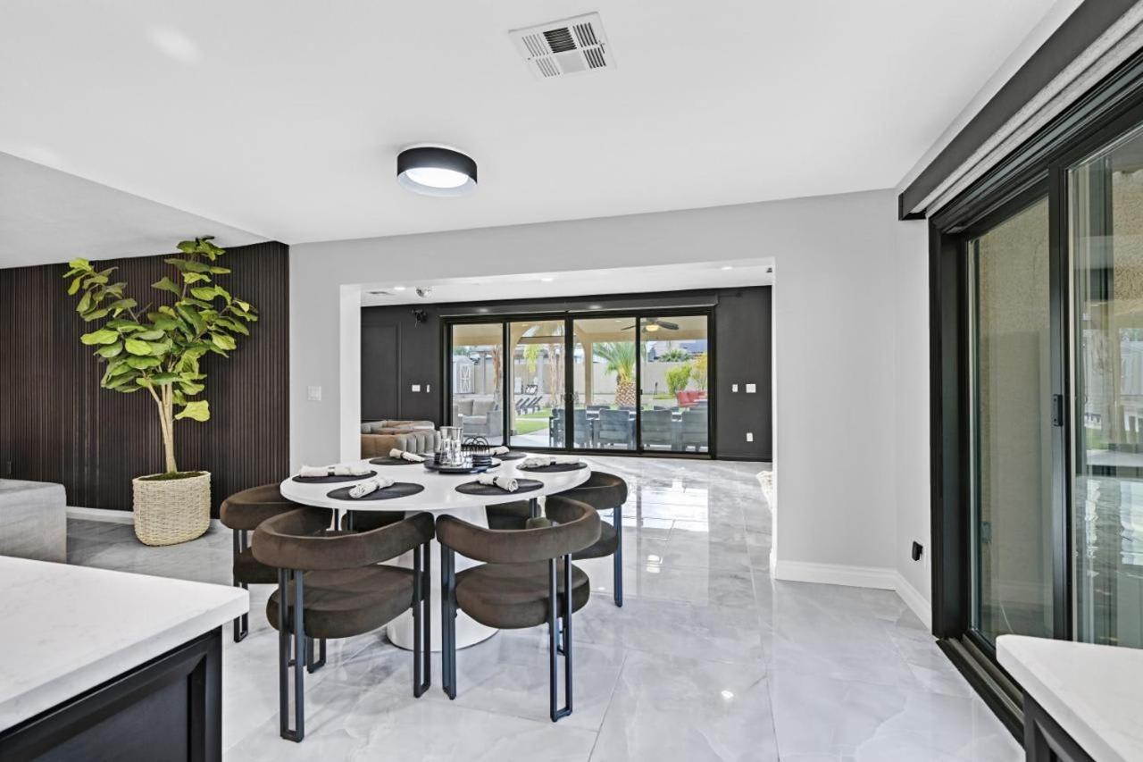 Holiday home New Luxurious 6br Near Lv Strip W Pool &
