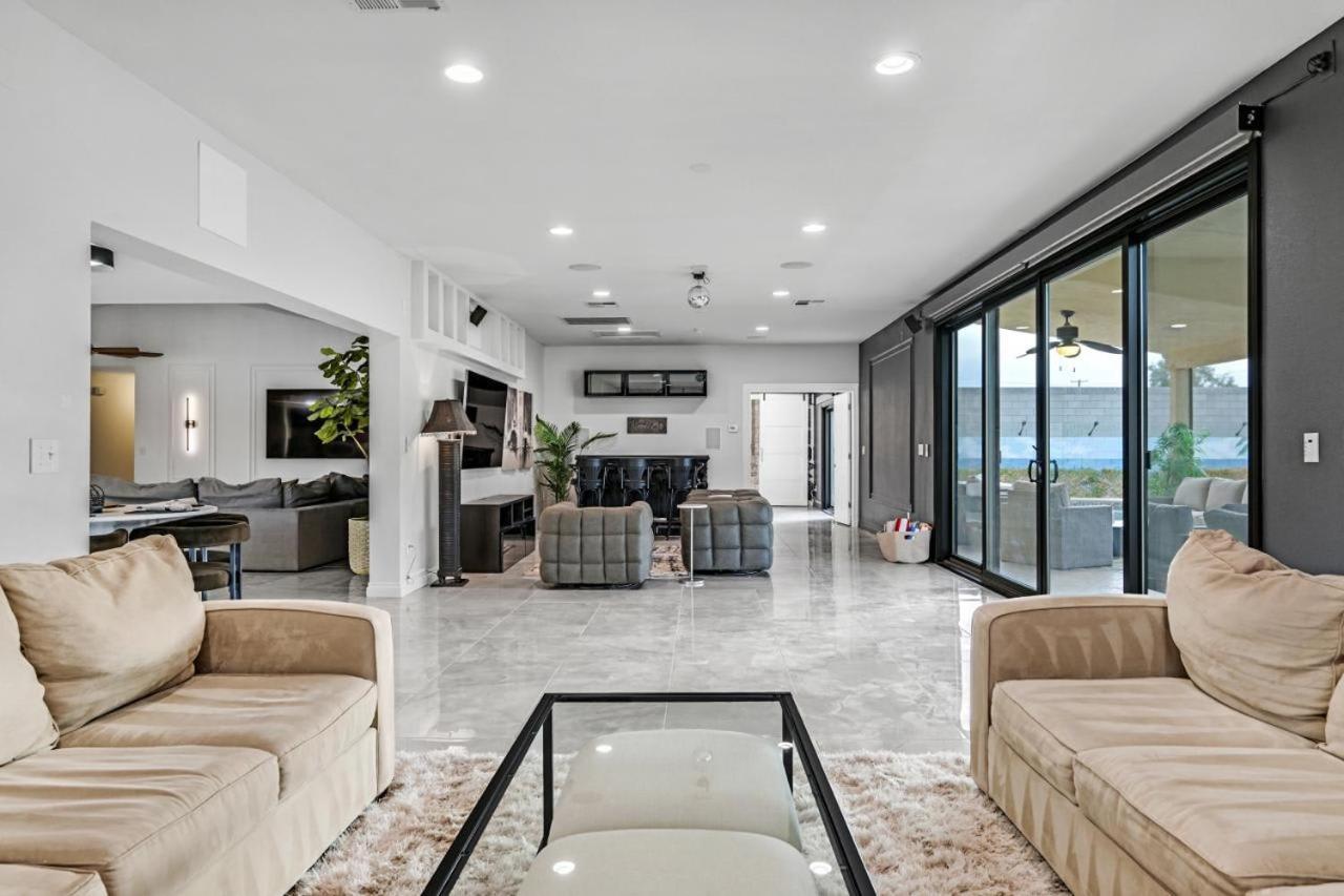 New Luxurious 6br Near Lv Strip W Pool & * Las Vegas