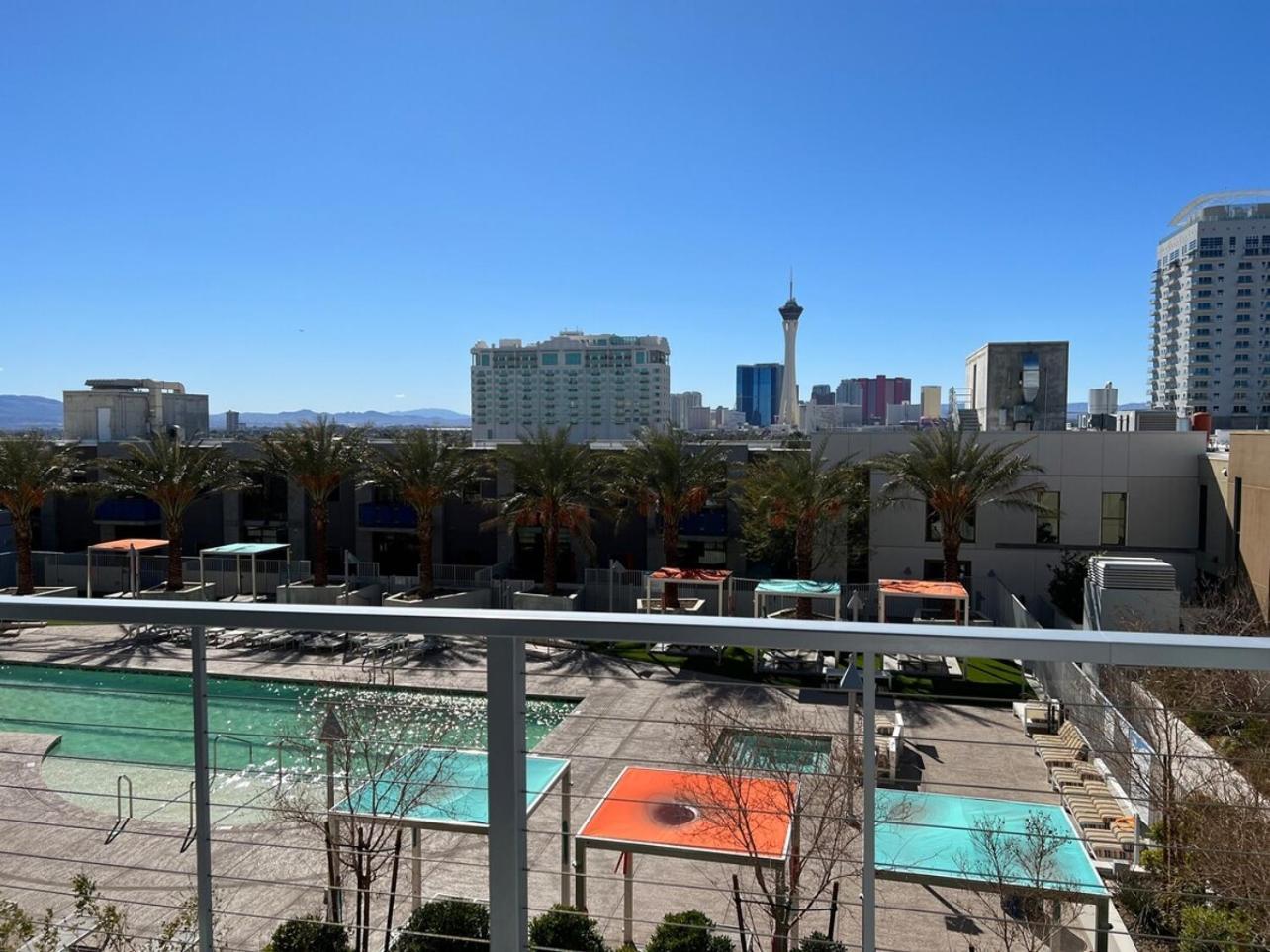 Holiday home Balcony Luxury High Rise Downtown Fremont Casinos Las Vegas