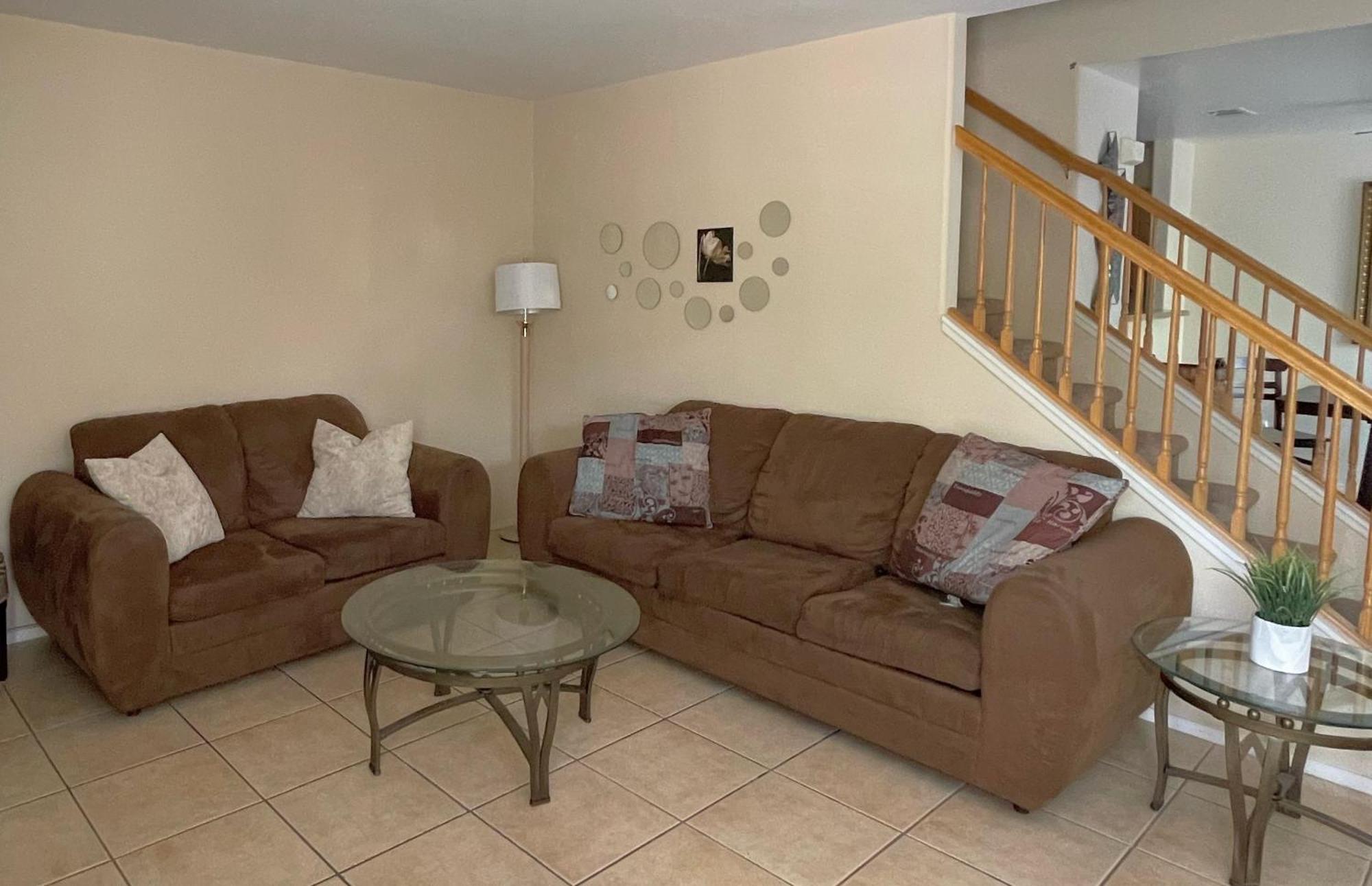 Holiday home Extended 3 Bedrooms Cozy Townhouse Living *