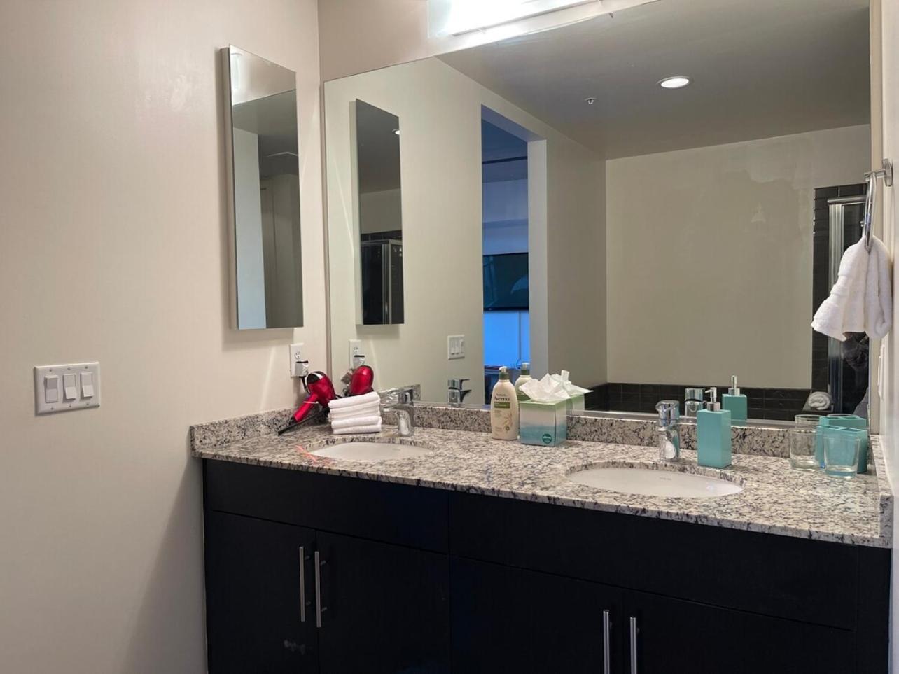 Holiday home Balcony Luxury High Rise Downtown Fremont Casinos *