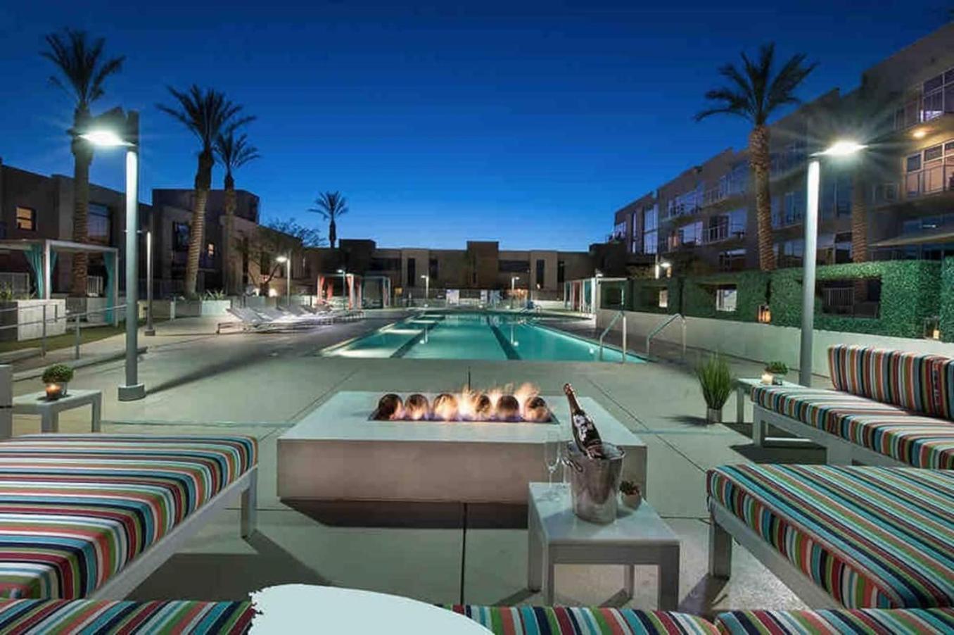 Balcony Luxury High Rise Downtown Fremont Casinos Holiday home *