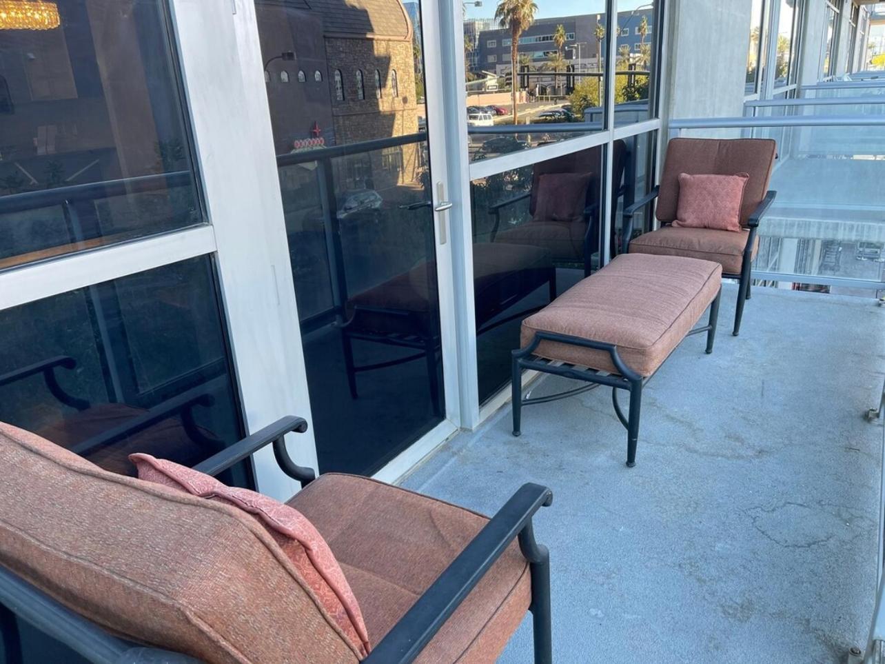 Holiday home Balcony Luxury High Rise Downtown Fremont Casinos Las Vegas