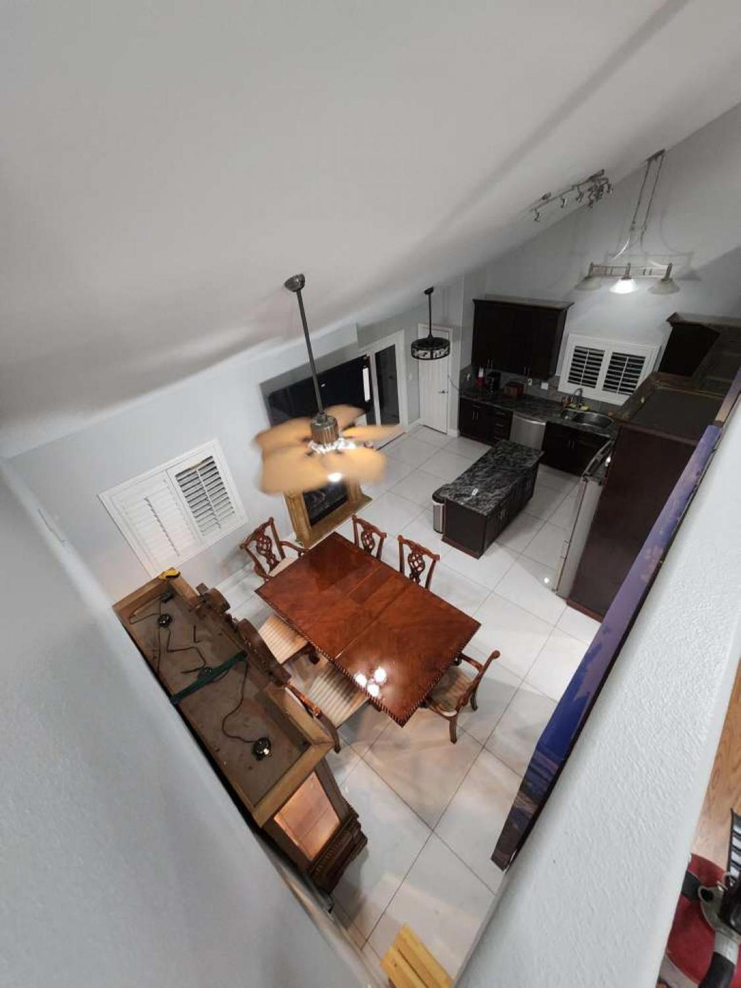 Heated Salt Pool, Bbq, Movie Projector, Stereo, Billiards Table, Arcade Game, Darts - Stone Sanctuary Nw At Childrens Memorial Park, Pool Heat Optional Holiday home *