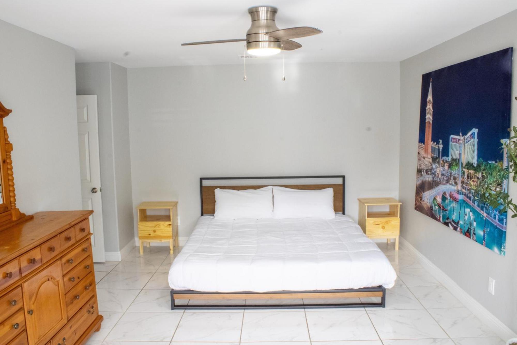 Heated Salt Pool, Bbq, Movie Projector, Stereo, Billiards Table, Arcade Game, Darts - Stone Sanctuary Nw At Childrens Memorial Park, Pool Heat Optional *