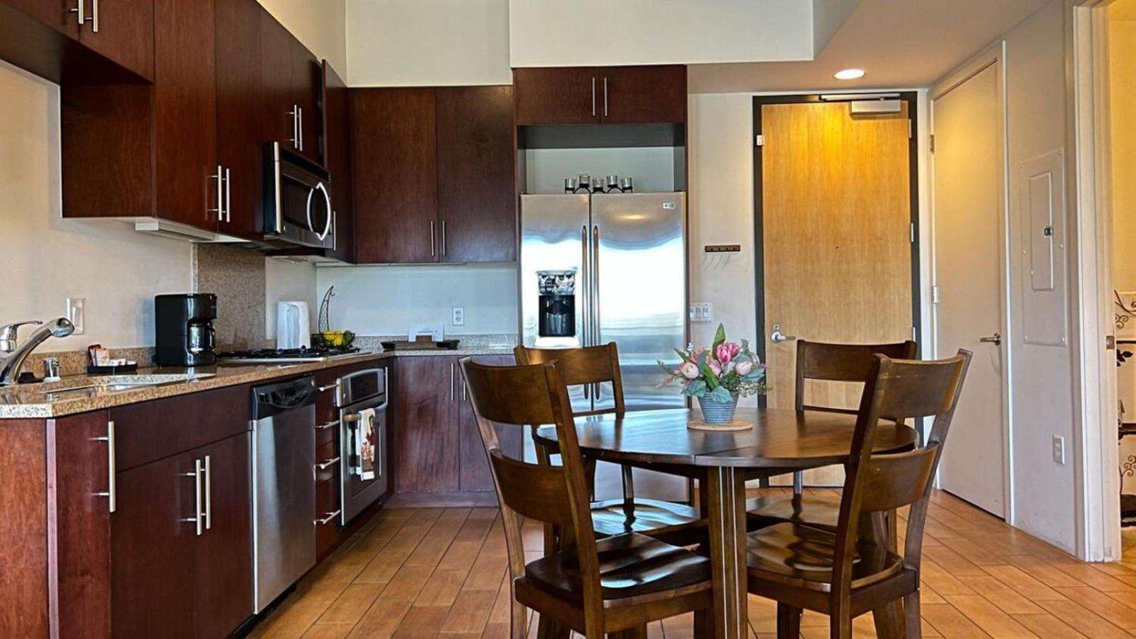 Balcony Luxury High Rise Downtown Fremont Casinos Las Vegas