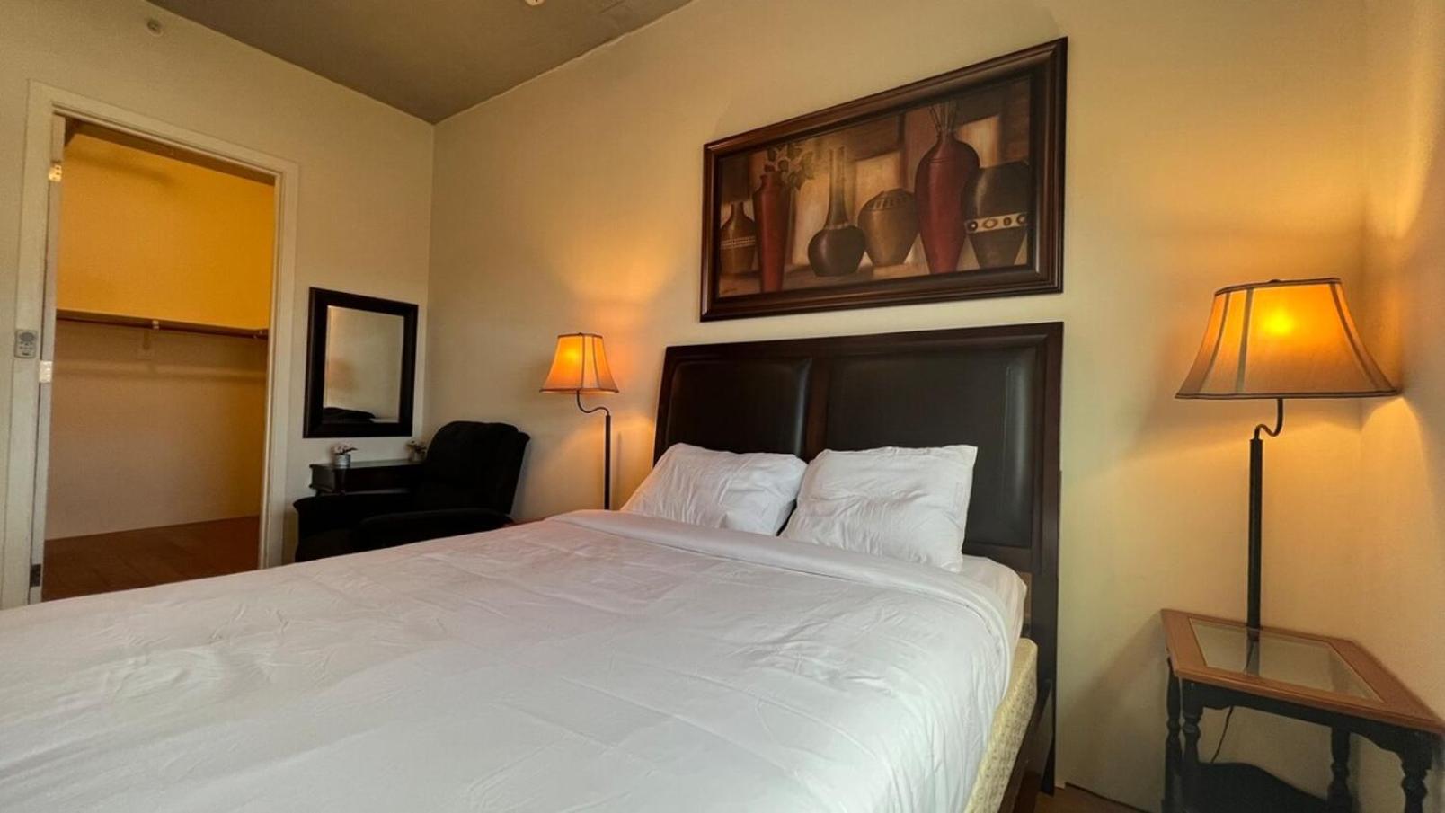 Holiday home Balcony Luxury High Rise Downtown Fremont Casinos Las Vegas
