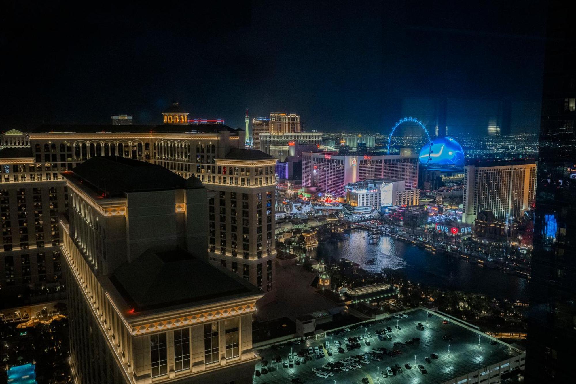 Stripviewsuites At Vdara *