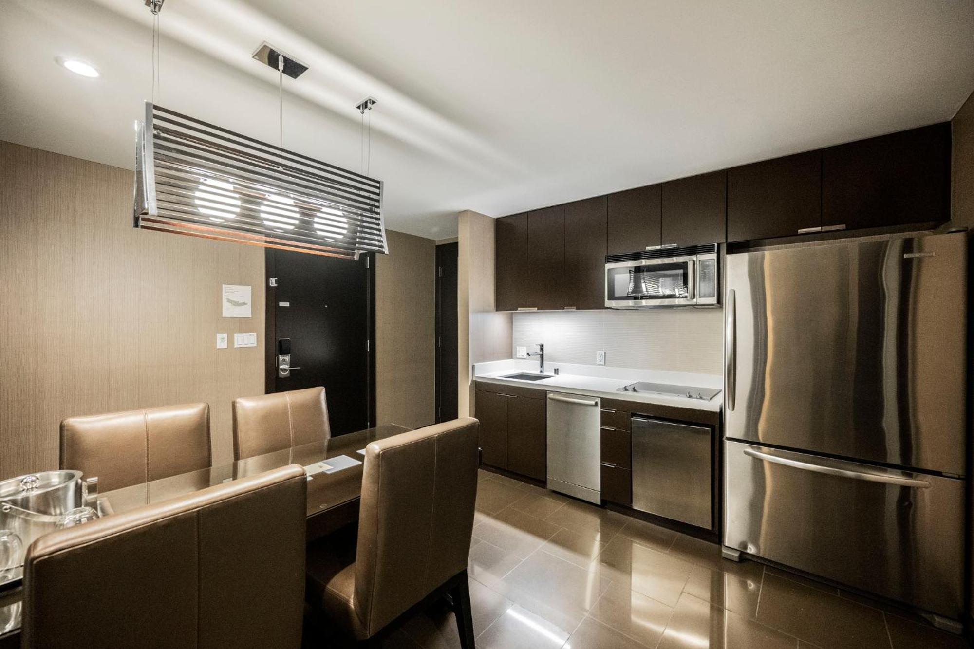 Stripviewsuites At Vdara Aparthotel *