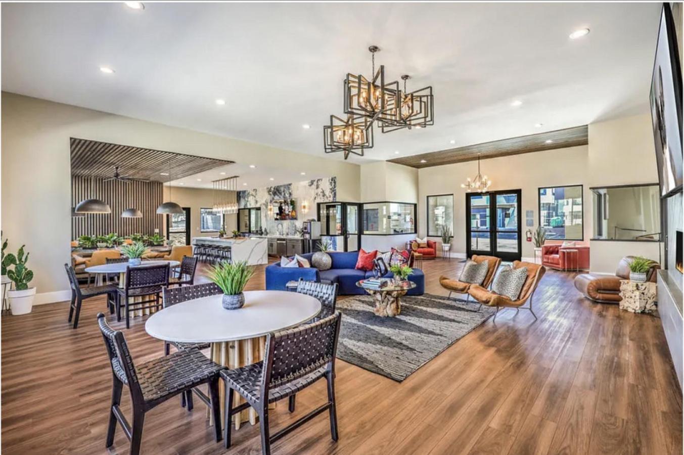 Apartment Landing At Summit On Boulder - 2 Bedrooms In Valley View *