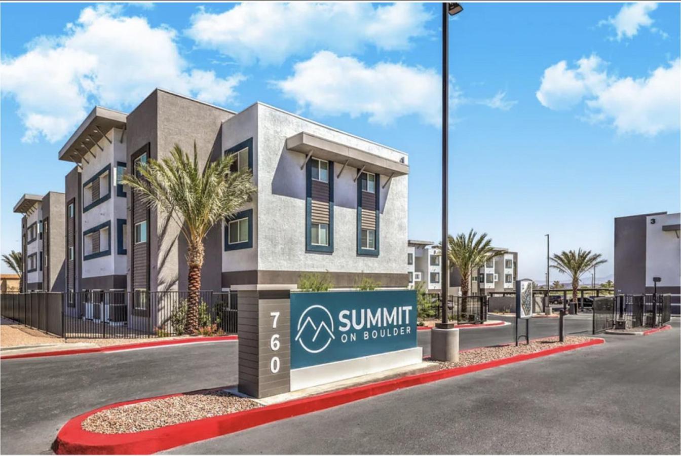 Landing At Summit On Boulder - 1 Bedroom In Valley View Las Vegas