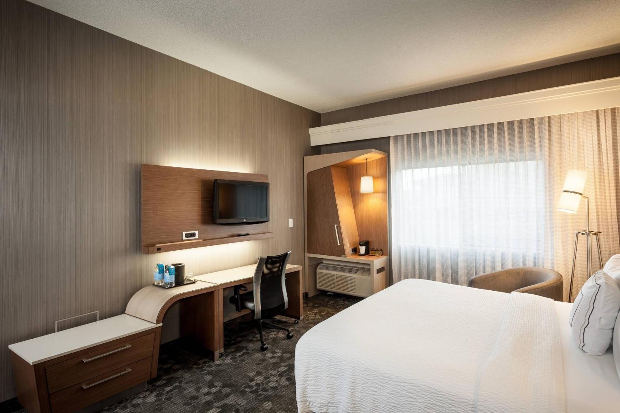 Courtyard By Marriott Henderson - Green Valley - Hotel 3*