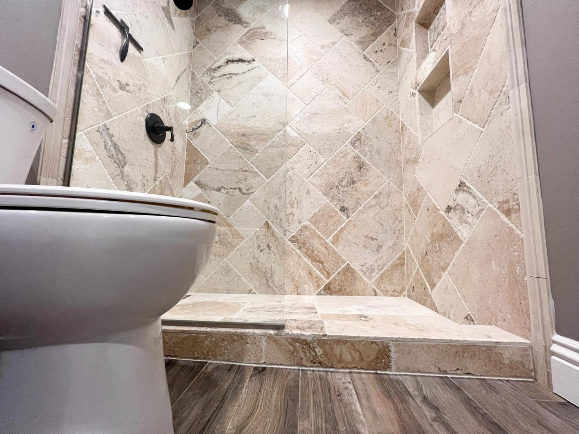 Lux Private - Pool, Billiards, 8 Smart Tvs, Board Games, Cotton Bedding - The Stone Sanctuary At Mccullough Hills Trailhead