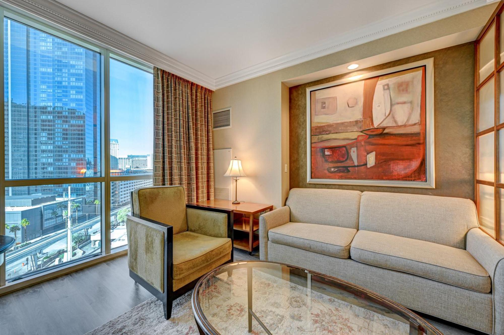 Luxury Mgm Signature, Great Location, Lazy River, No Fees *