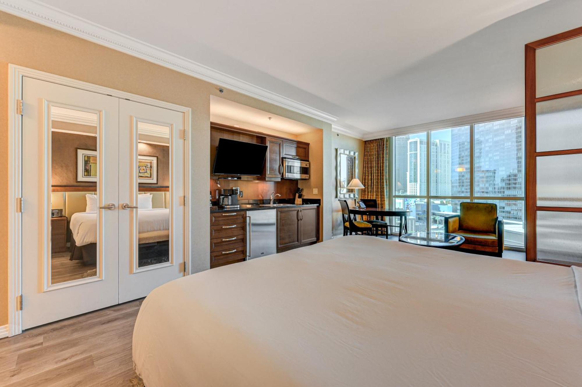 Luxury Mgm Signature, Great Location, Lazy River, No Fees