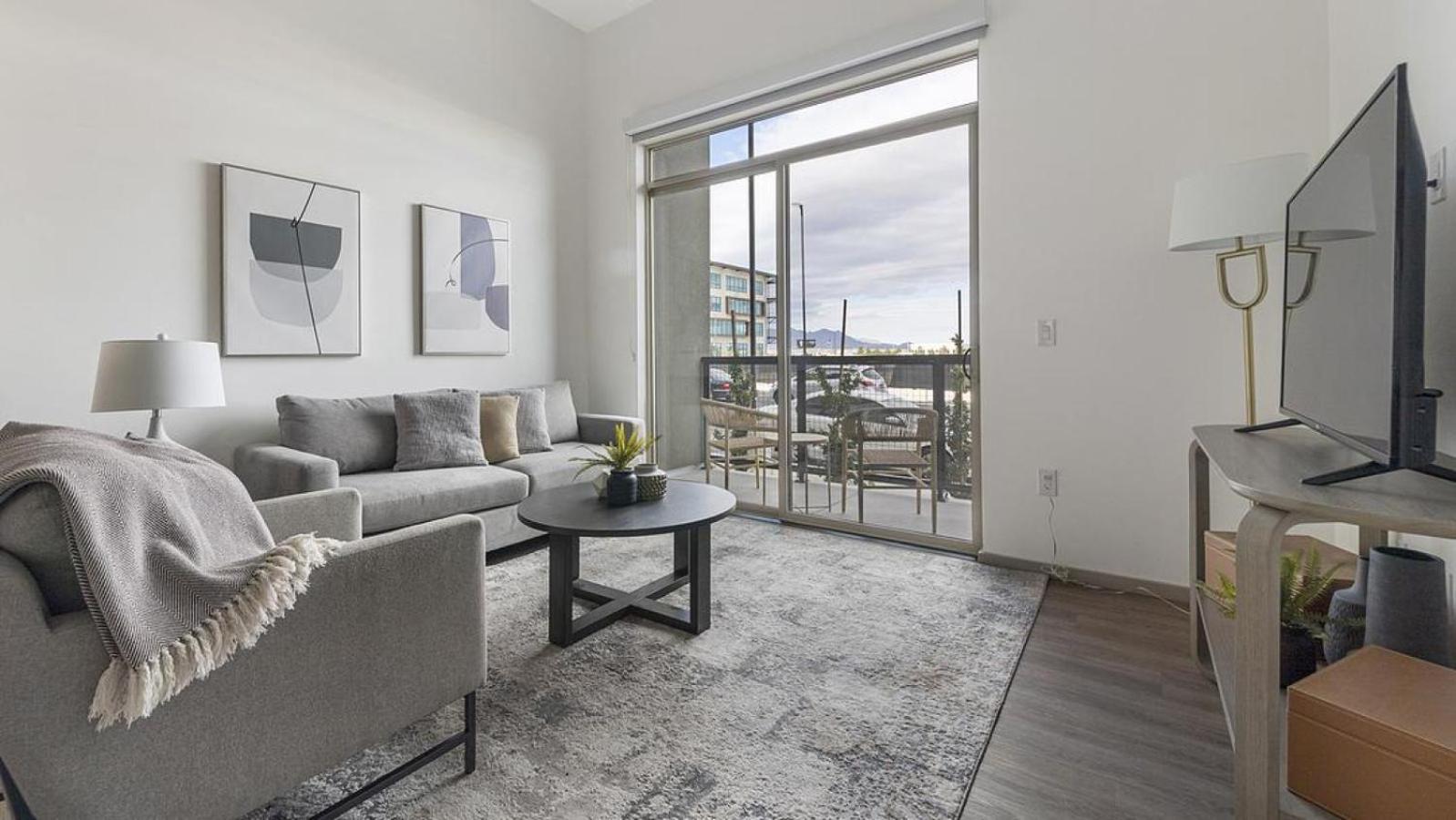 Landing At Vestra At Uncommons - In Spring Valley Apartment *