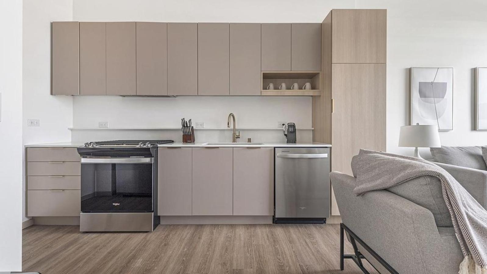 Apartment Landing At Vestra At Uncommons - In Spring Valley