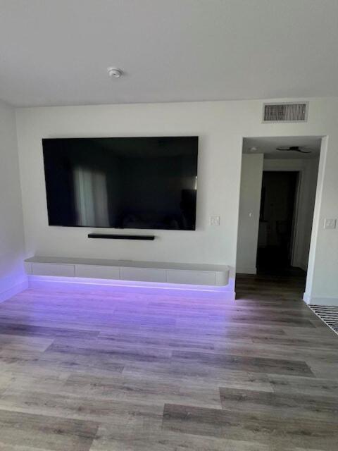 Newly Upgraded 2bed 2bath Condo! Apartment *