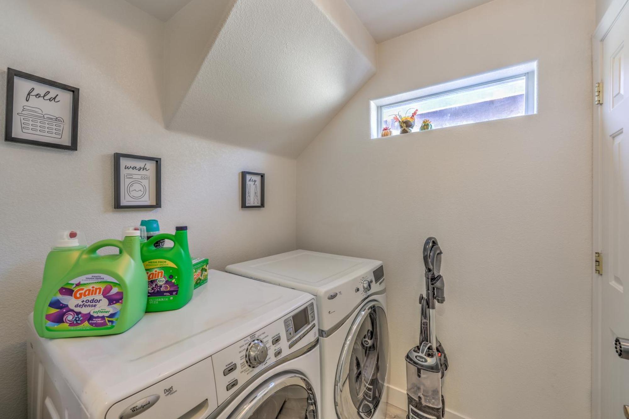 3br Near Shop,dining, Summerlin Mall-furnished *