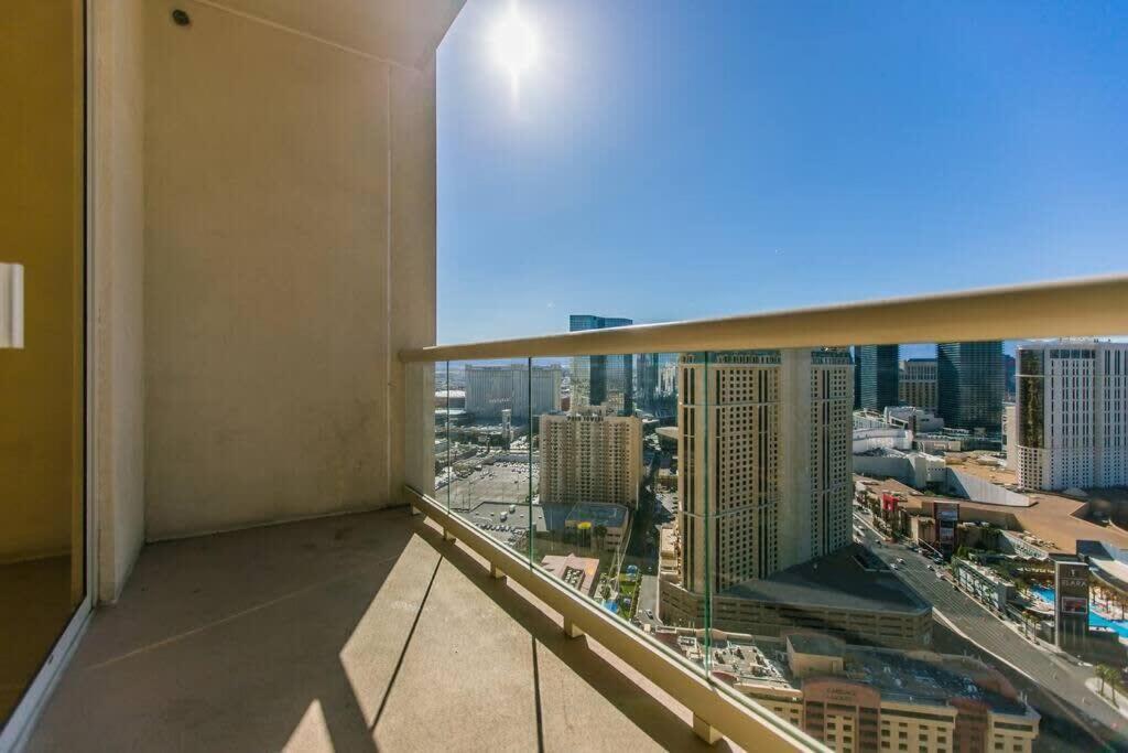 Amazing Strip View - Balcony - The Signature Mgm 24707 Holiday home
