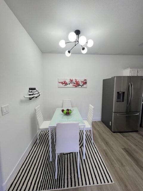 Newly Upgraded 2bed 2bath Condo! Apartamento