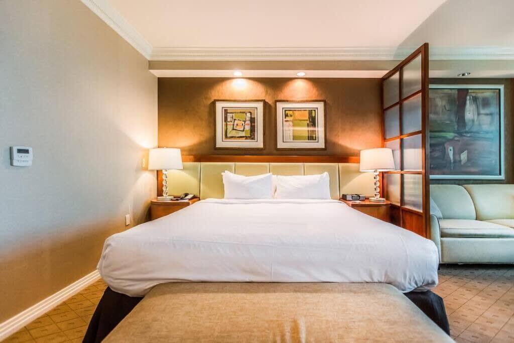 Amazing No Fee Free Parking Strip View Mgm 4607 Las Vegas