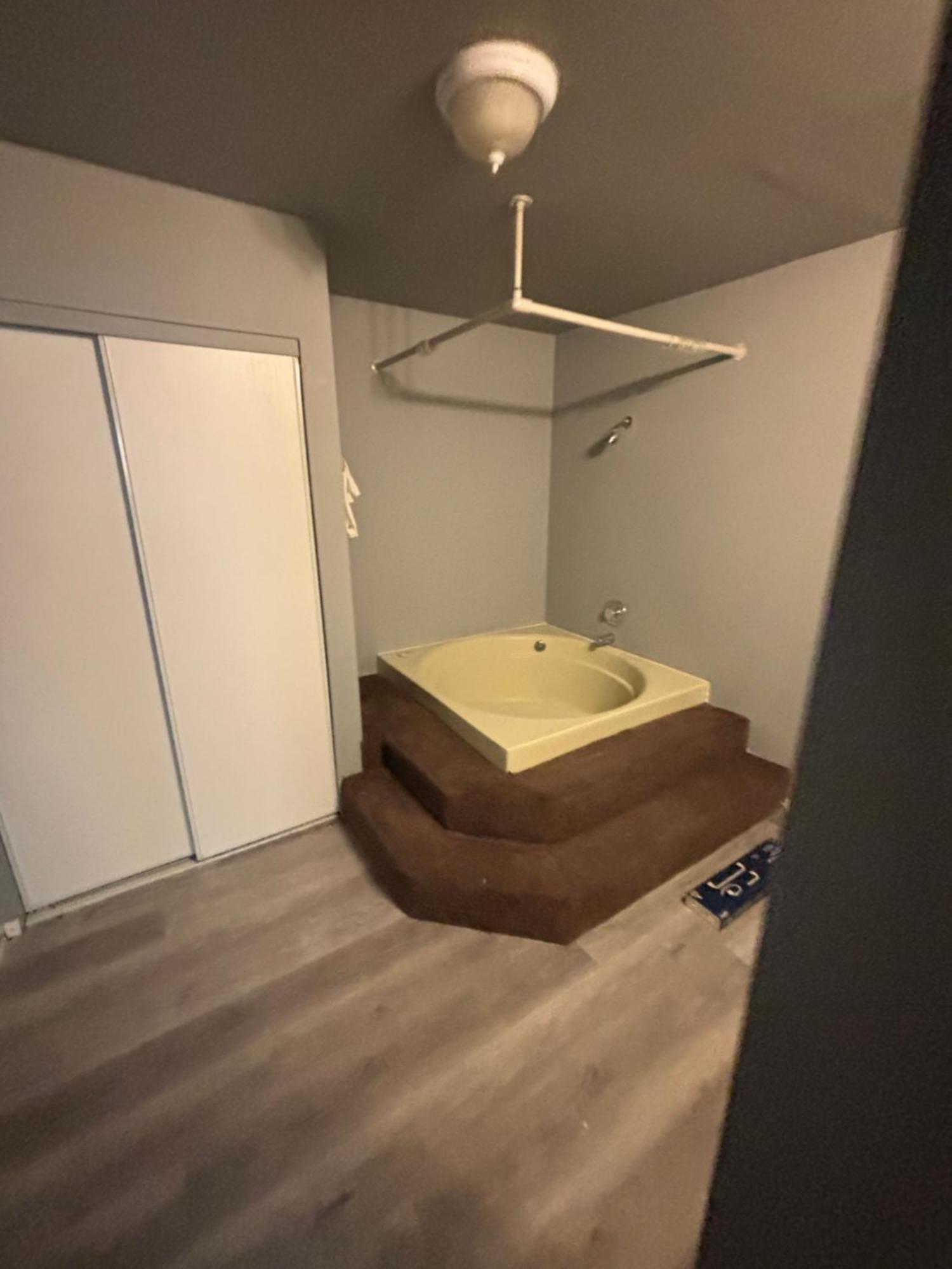 Holiday home 2 Or 3 Bedroom Walk To Strip Mgm Casino Shop Club Las Vegas