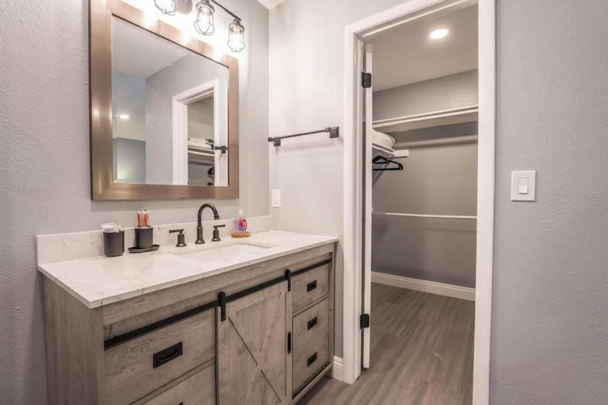 Spacious Retreat For Your Family Vegas Fun Vacation