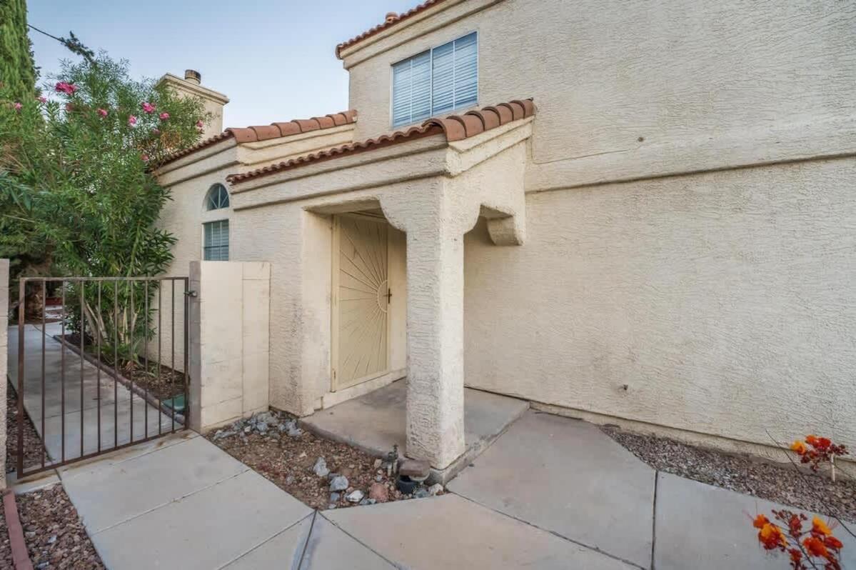 Spacious Retreat For Your Family Vegas Fun Vacation Las Vegas
