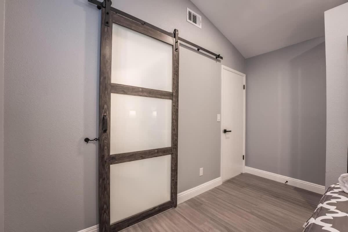 Spacious Retreat For Your Family Vegas Fun Vacation Villa Las Vegas