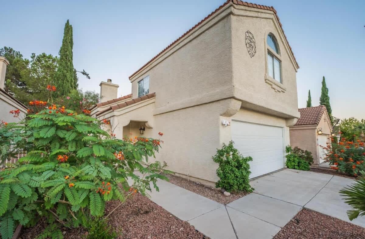 Spacious Retreat For Your Family Vegas Fun Vacation Las Vegas