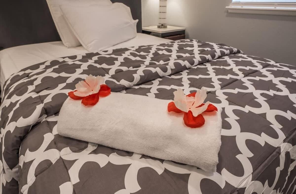Villa Spacious Retreat For Your Family Vegas Fun Vacation Las Vegas