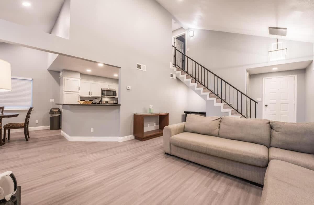 Villa Spacious Retreat For Your Family Vegas Fun Vacation Las Vegas
