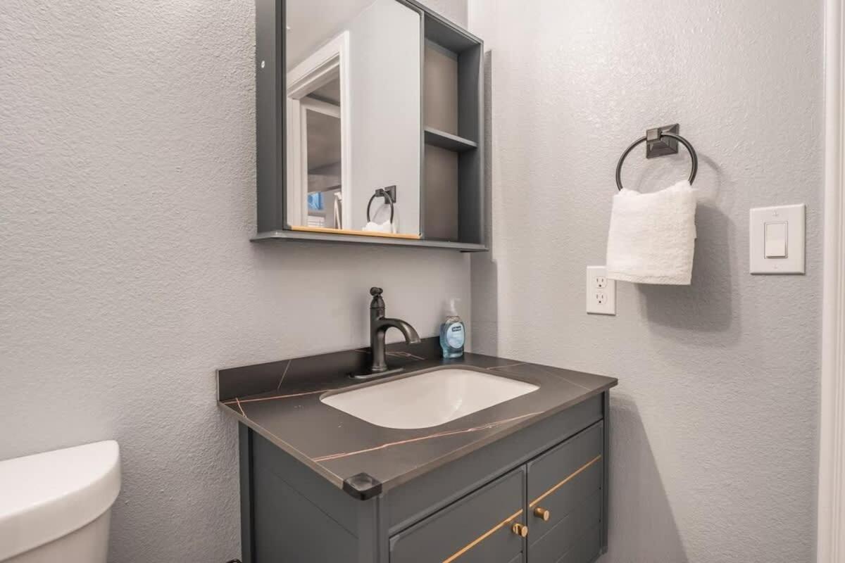 Spacious Retreat For Your Family Vegas Fun Vacation Las Vegas