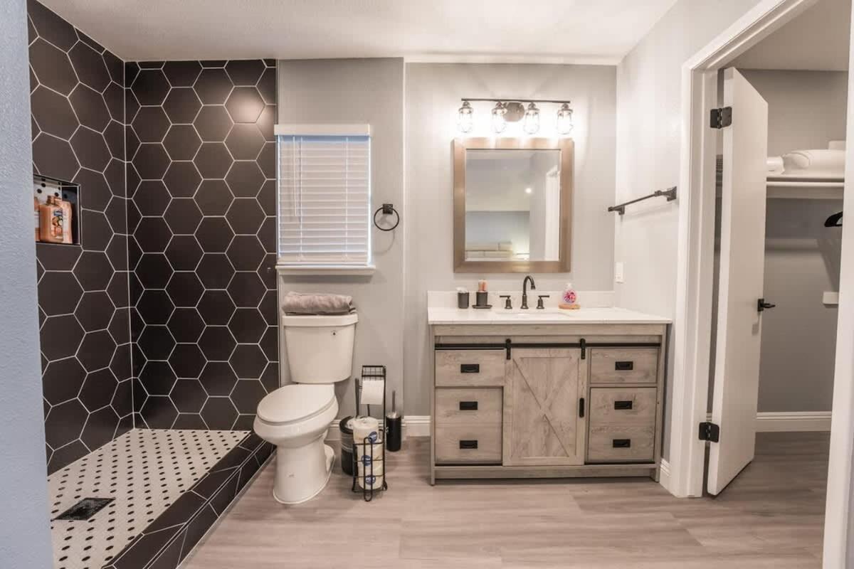 Spacious Retreat For Your Family Vegas Fun Vacation Las Vegas