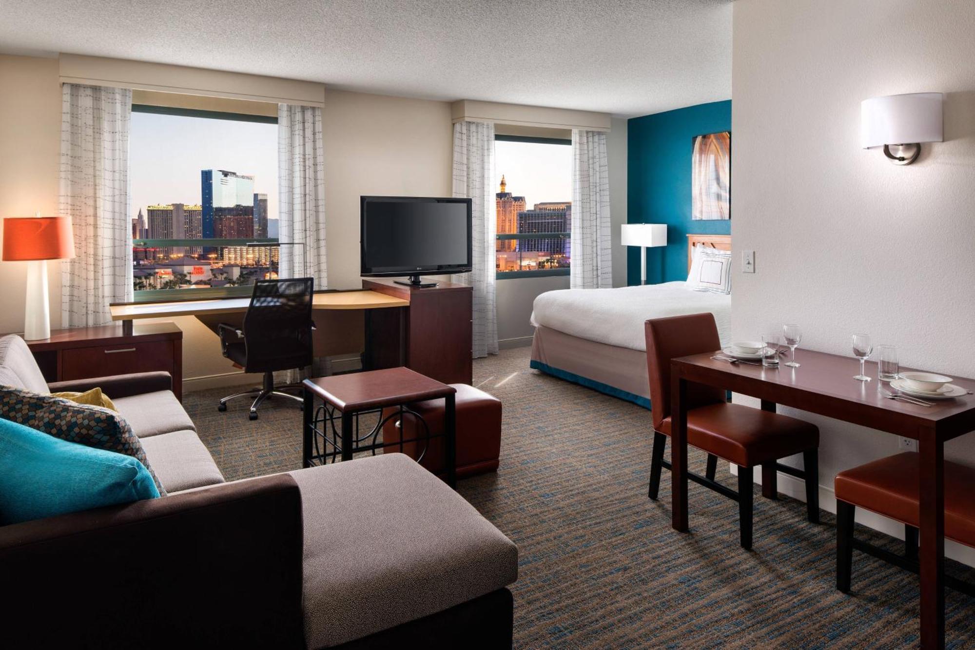 By Marriott Hughes Center 3* Las Vegas