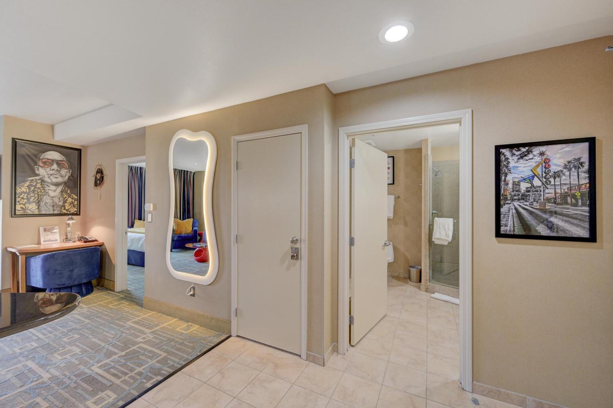 Apartahotel Sphere In Hd! - 