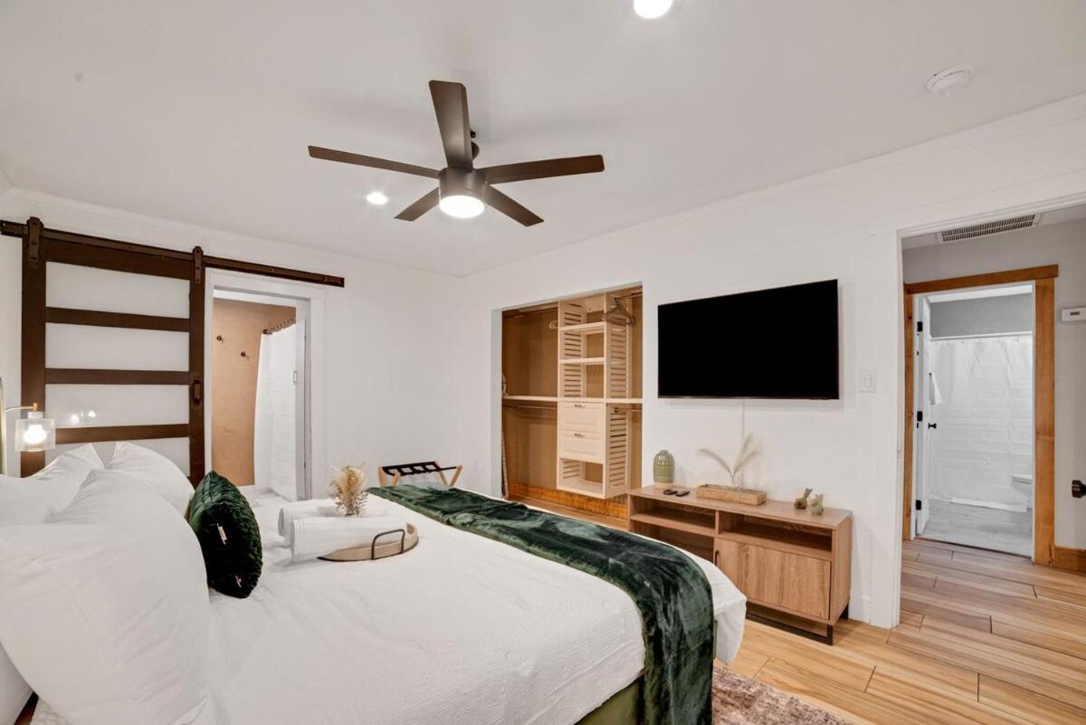 Holiday home Henderson Luxe Retreat *