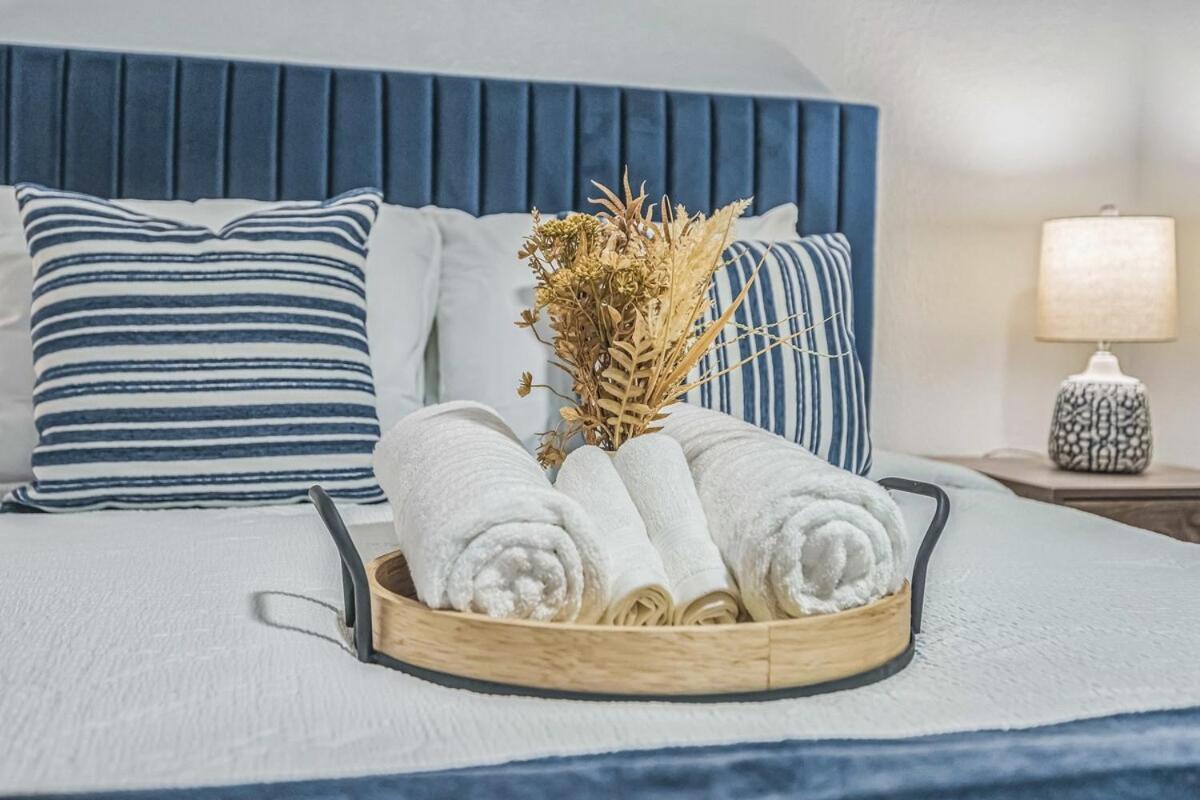 Henderson Luxe Retreat *