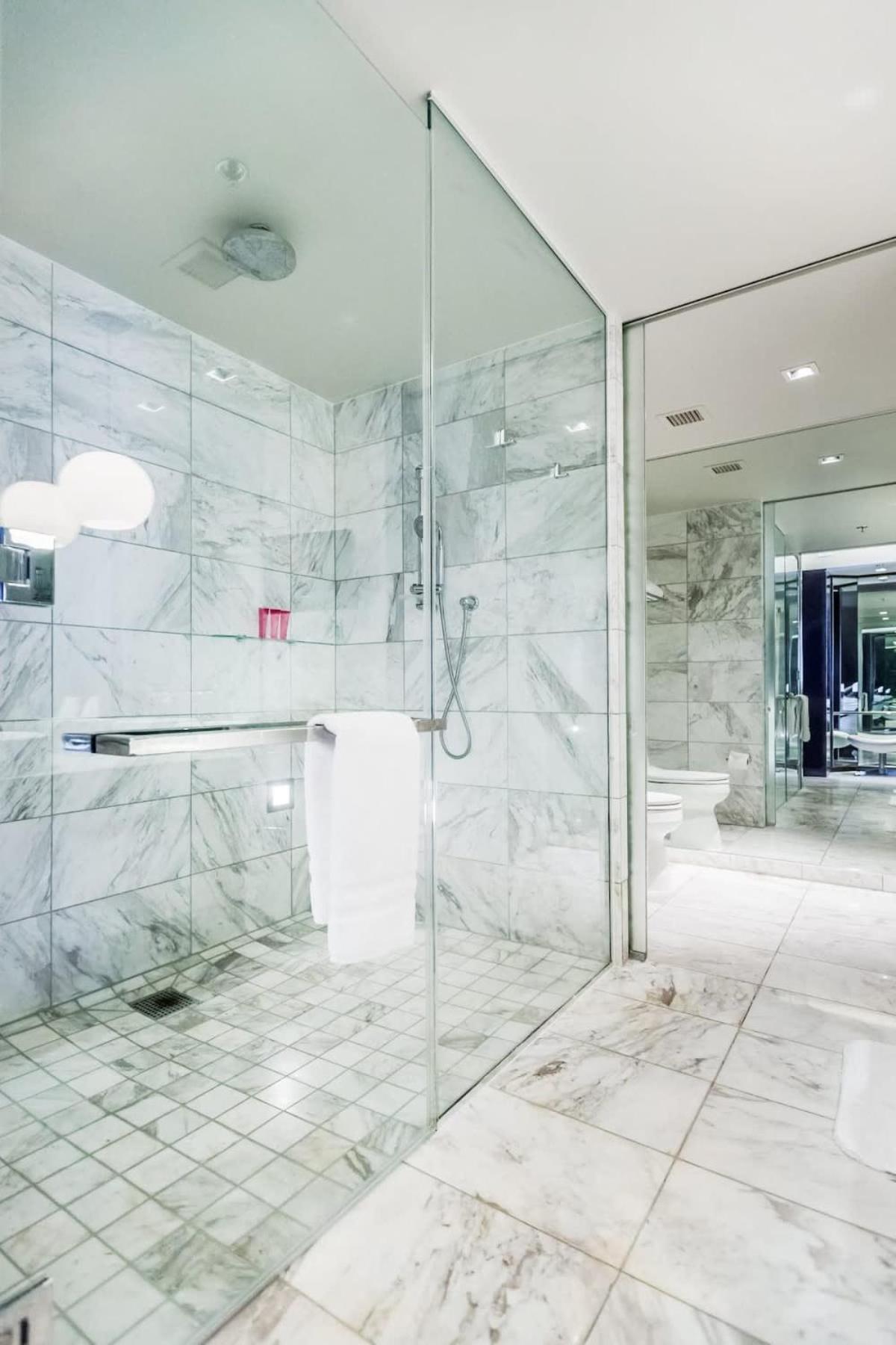 Luxurious Palms Mountain View & Balcony Access 27307 *