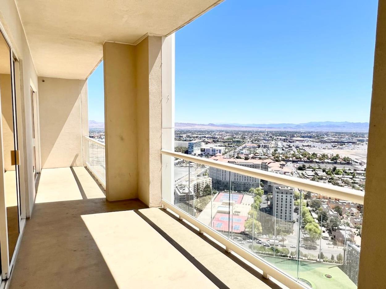 Mgm Balcony 12821 Holiday home