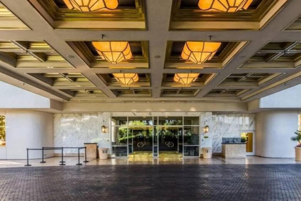 Apartment Mgm 12721 Executive Corner 1br Strip View Balcony Las Vegas