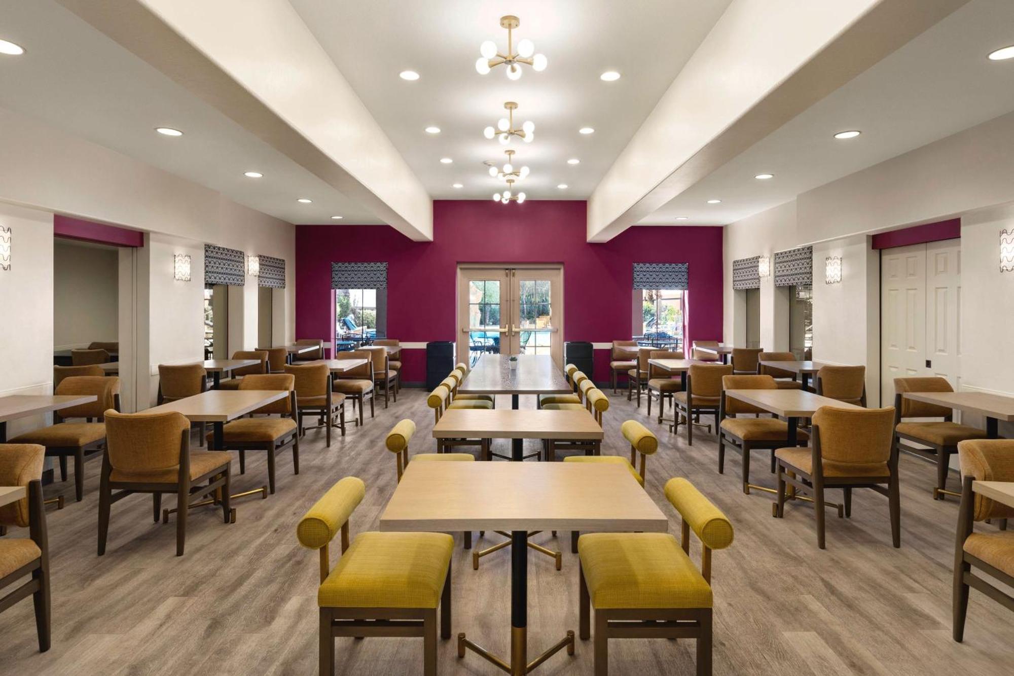 Hotel Hampton Tropicana