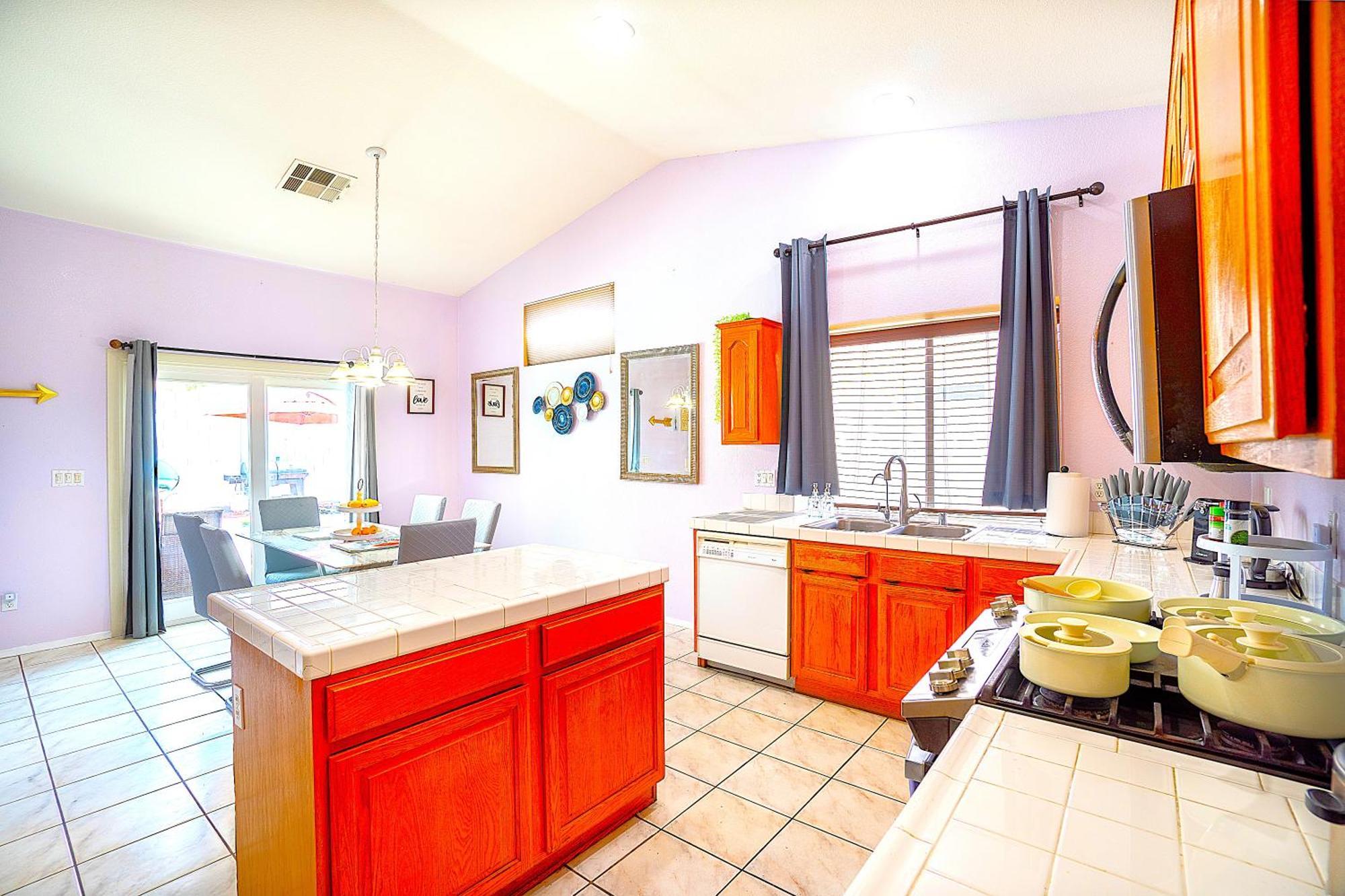 Gasthof Private Guestrooms In North Vegas Area Las Vegas